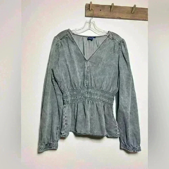 Gap denim shirt size L V-neck puff sleeve elastic waist - Picture 1 of 7